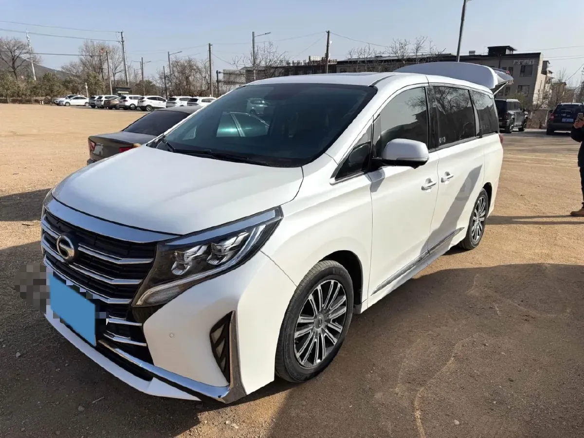2021 GAC Trumpchi M8 2.0T 252HP L4 8AT,autocango,china used car exporter,china ev exporter,chinese used car exporter,chinese used ev exporter