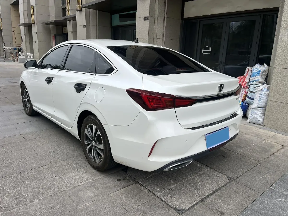 2021 ChangAn Eado 1.4T 160HP L4 7DCT,autocango,china used car exporter,china ev exporter,chinese used car exporter,chinese used ev exporter
