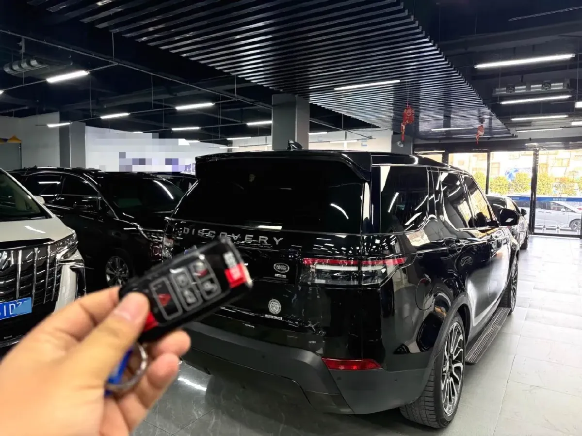 2020 Land Rover Discovery 3.0T 340HP V6 8AT,autocango,china used car exporter,china ev exporter,chinese used car exporter,chinese used ev exporter