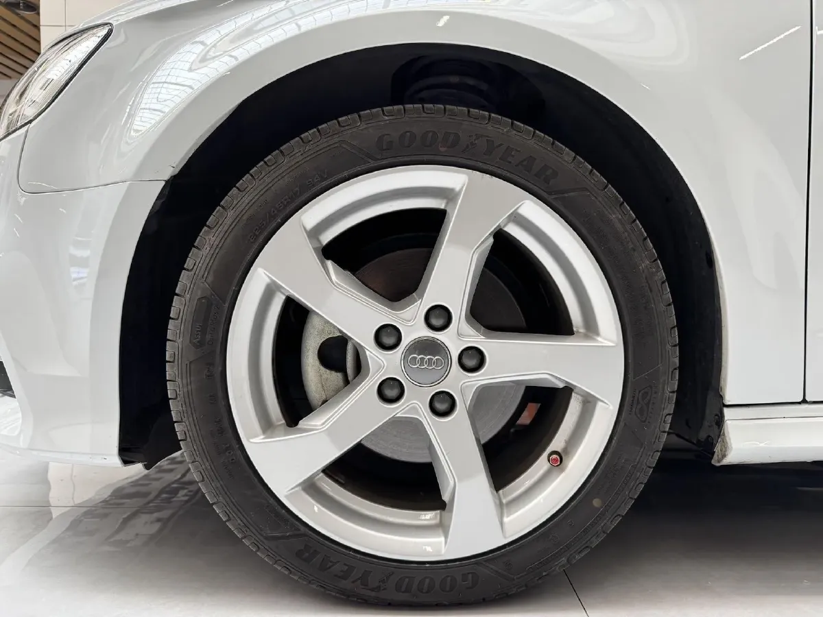 2020 Audi A3 1.4T 150HP L4 7DCT,autocango,china used car exporter,china ev exporter,chinese used car exporter,chinese used ev exporter