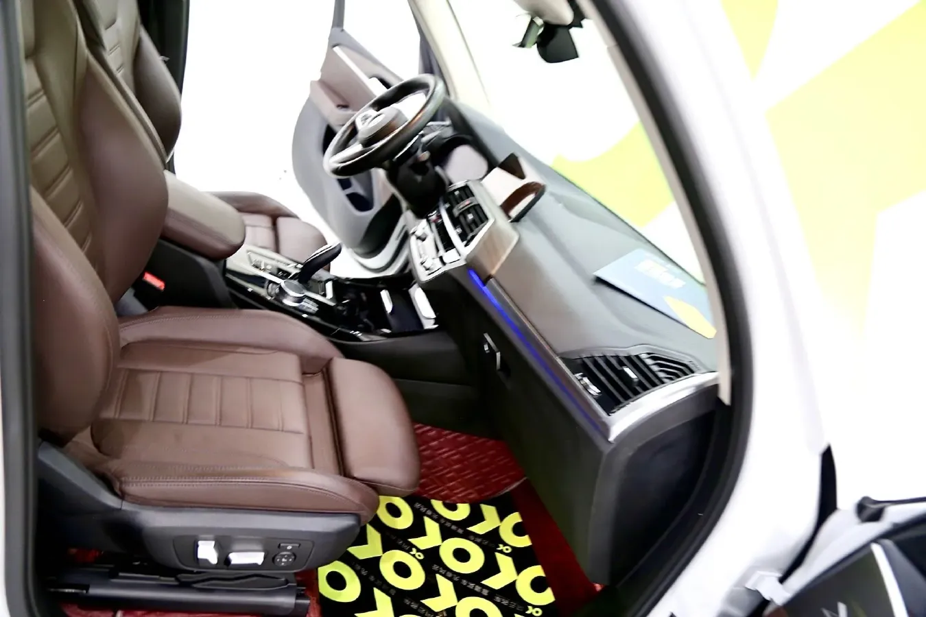 2021 BMW X3 2.0T 224HP L4 8AT,autocango,china used car exporter,china ev exporter,chinese used car exporter,chinese used ev exporter