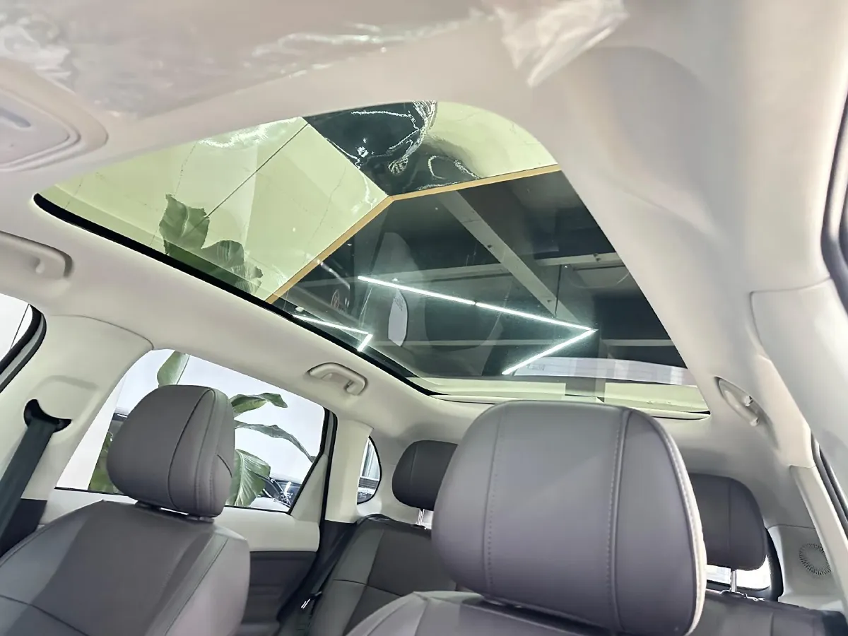 2025 Leapmotor B10 BEV 56.2KWH,autocango,china used car exporter,china ev exporter,chinese used car exporter,chinese used ev exporter