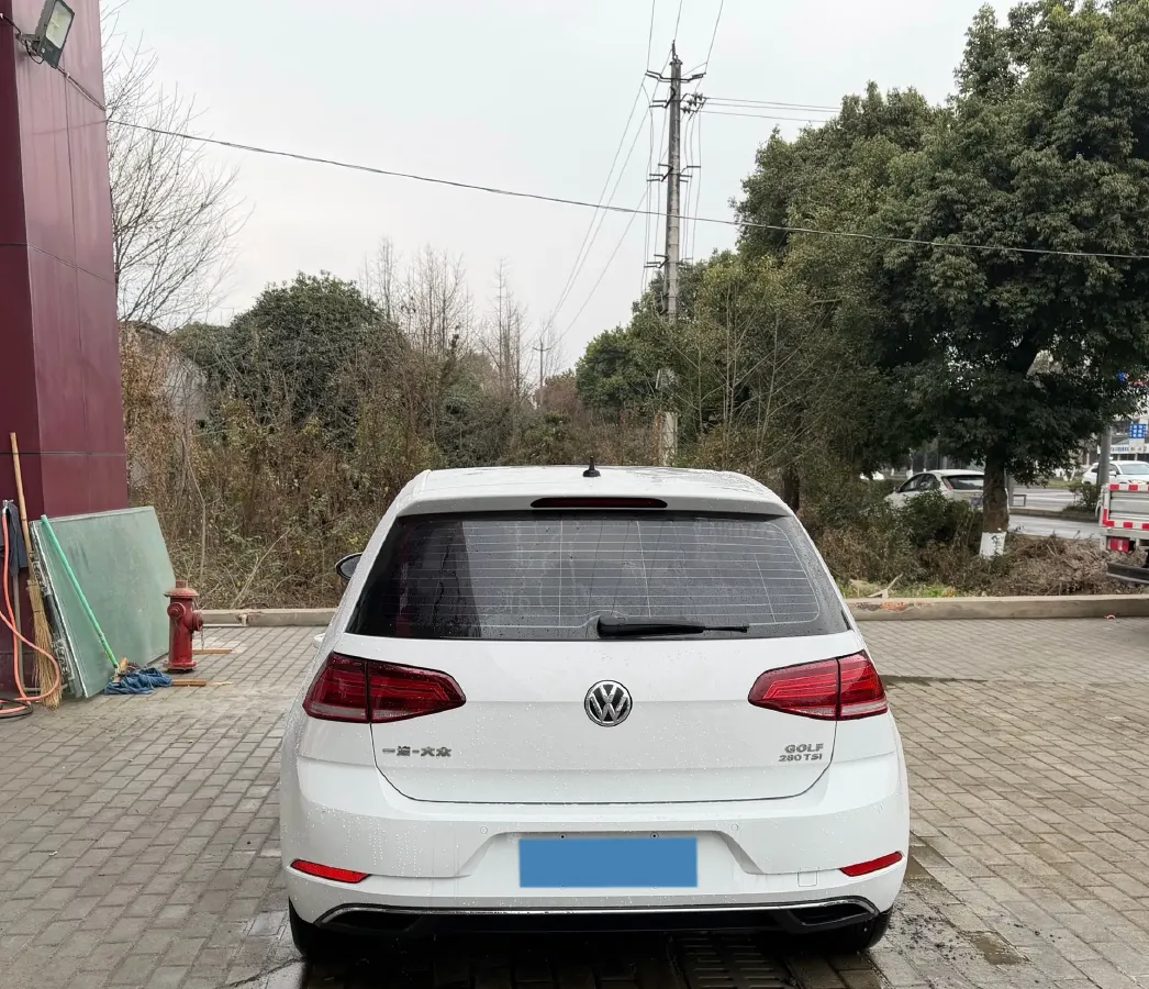 2019 Brilliance Auto V7 1.8T 231HP L4 7DCT,autocango,china used car exporter,china ev exporter,chinese used car exporter,chinese used ev exporter