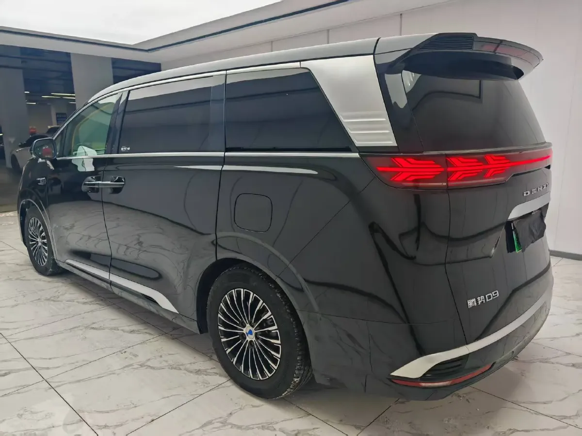 2025 Denza D9 1.5T 156HP L4 E-CVT PHEV 40KWH,autocango,china used car exporter,china ev exporter,chinese used car exporter,chinese used ev exporter