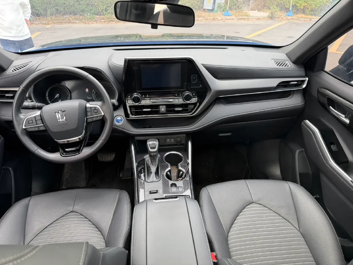 2022 Toyota Crown Kluger 2.5L 192HP L4 E-CVT Hybrid,autocango,china used car exporter,china ev exporter,chinese used car exporter,chinese used ev exporter