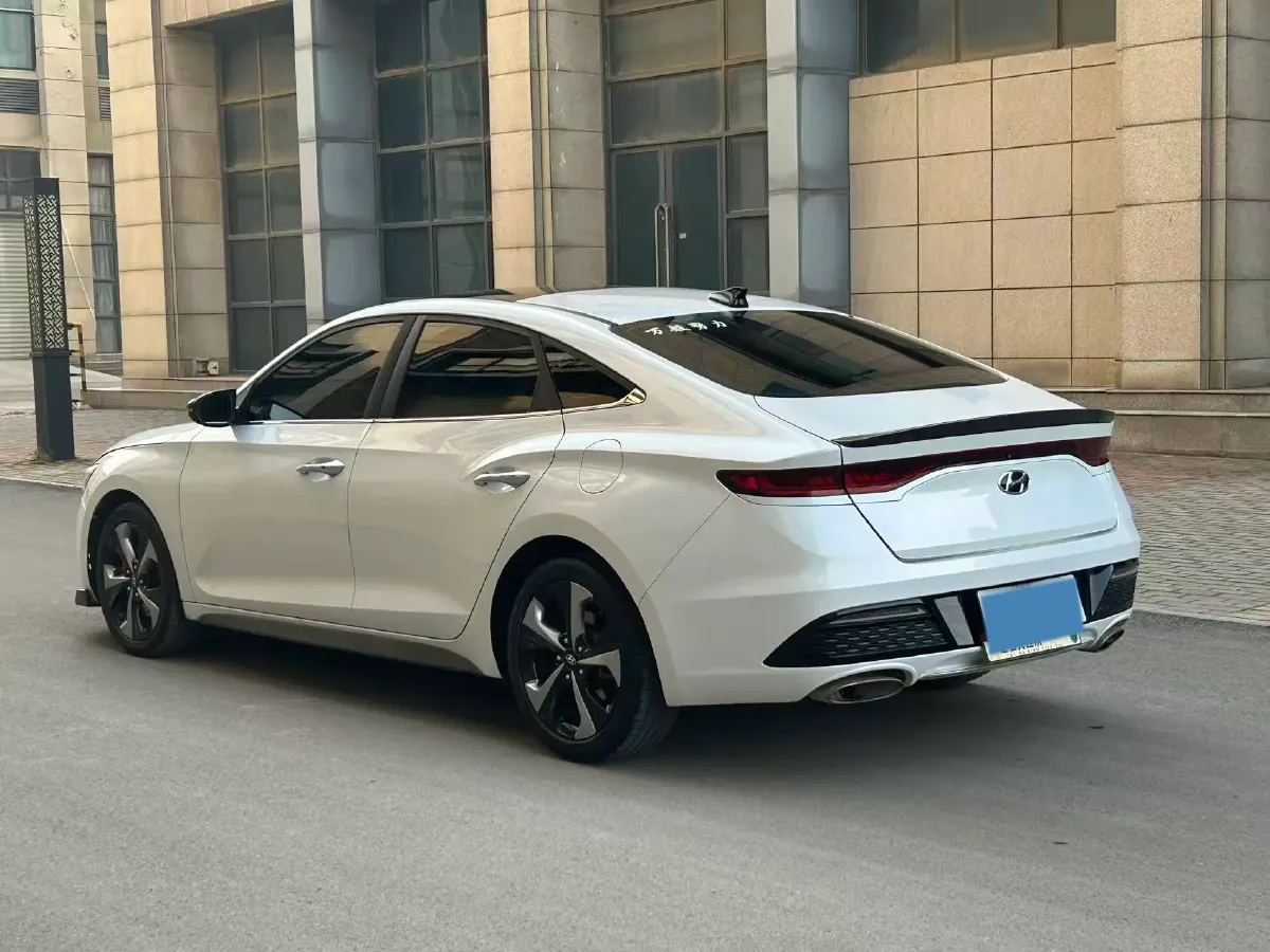 2019 Hyundai La Festa 1.6T 204HP L4 7DCT,autocango,china used car exporter,china ev exporter,chinese used car exporter,chinese used ev exporter