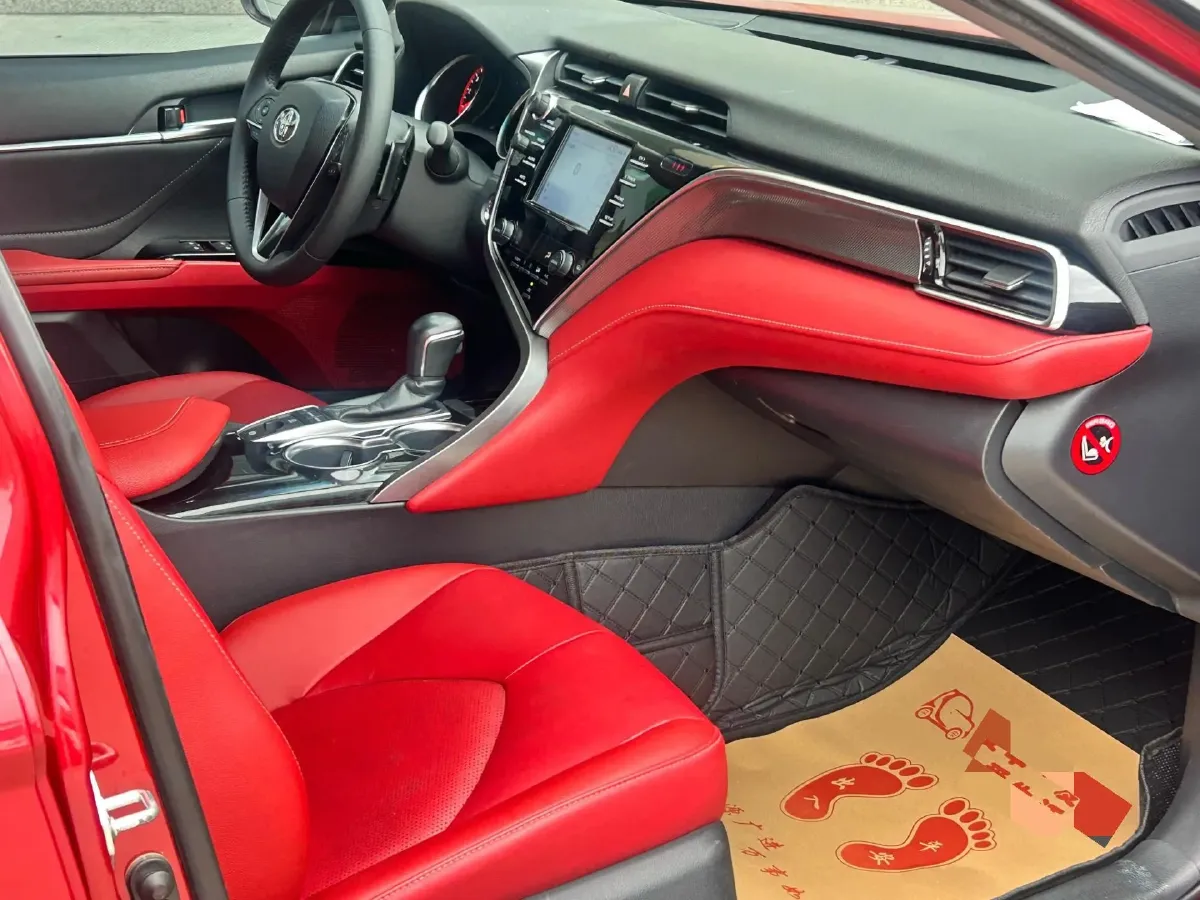 2018 Toyota Camry 2.5L 209HP L4 8AT,autocango,china used car exporter,china ev exporter,chinese used car exporter,chinese used ev exporter