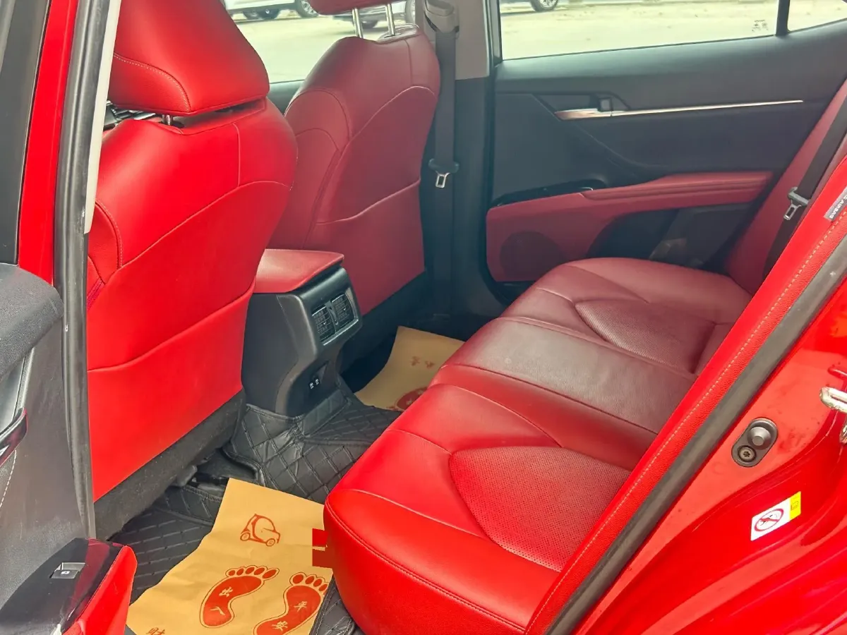 2018 Toyota Camry 2.5L 209HP L4 8AT,autocango,china used car exporter,china ev exporter,chinese used car exporter,chinese used ev exporter