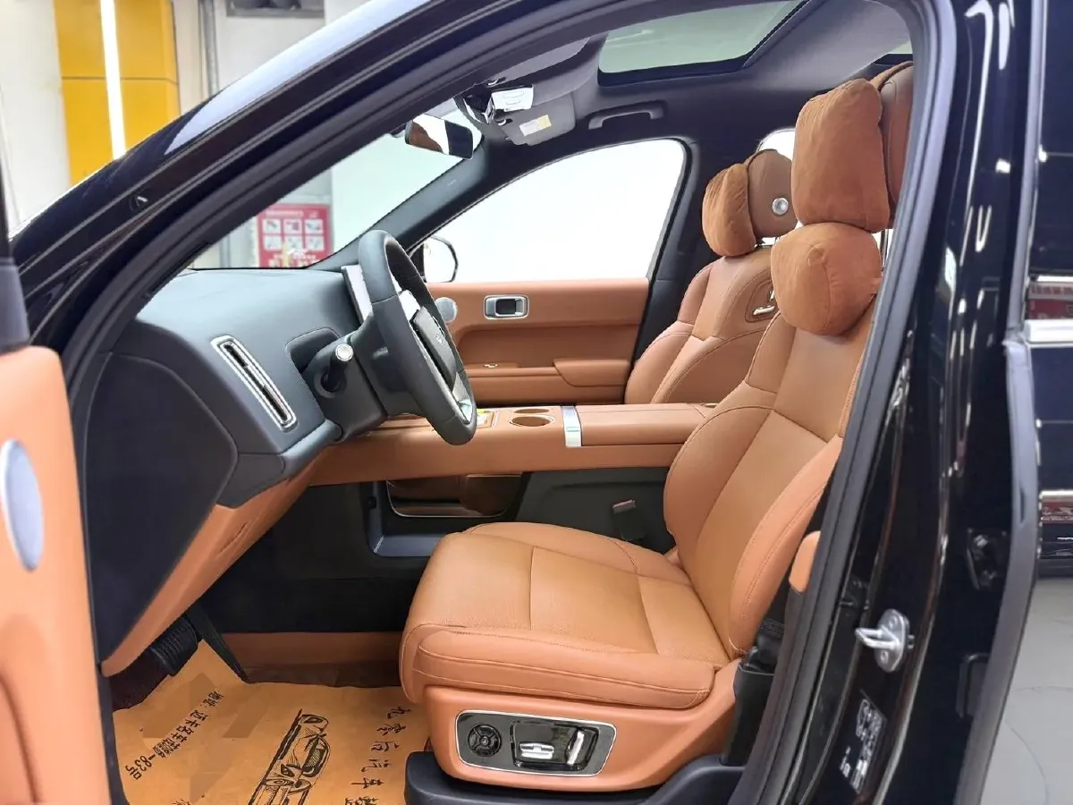 2024 Toyota Granvia 2.5L 189HP L4 E-CVT Hybrid,autocango,china used car exporter,china ev exporter,chinese used car exporter,chinese used ev exporter