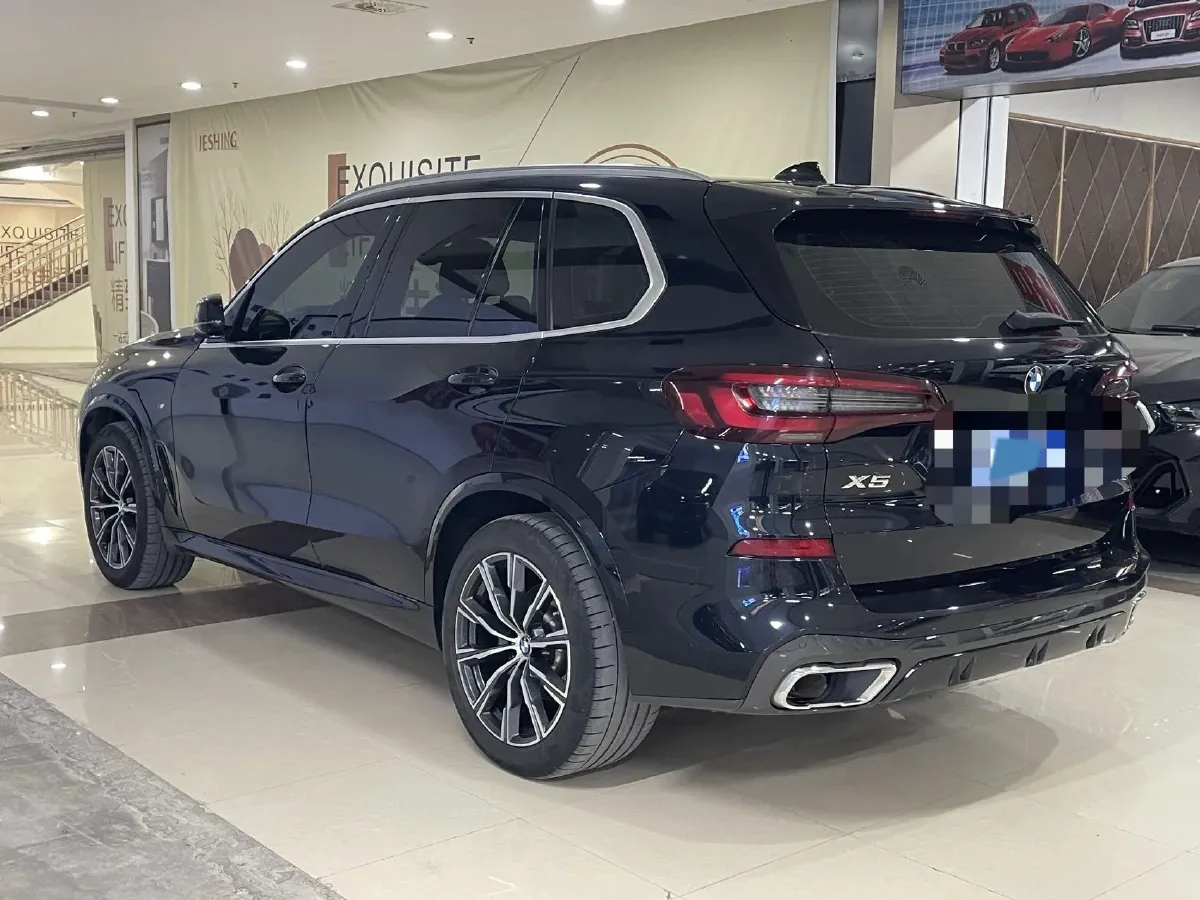 2022 BMW X5 3.0T 340HP L6 8AT,autocango,china used car exporter,china ev exporter,chinese used car exporter,chinese used ev exporter