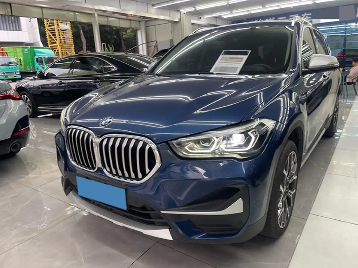 2021 BMW X1 2.0T 192HP L4 8AT