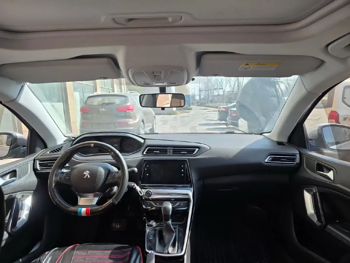 2016 Peugeot 308 1.6L 117HP L4 6AT,autocango,china used car exporter,china ev exporter,chinese used car exporter,chinese used ev exporter