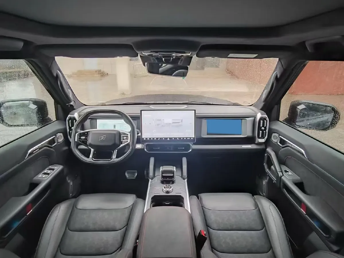 2024 Jetour Traveller 2.0T 254HP L4 7DCT,autocango,china used car exporter,china ev exporter,chinese used car exporter,chinese used ev exporter