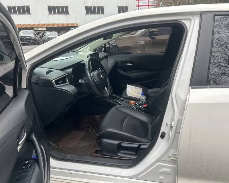 2021 Toyota Corolla 1.2T 116HP L4 CVT,autocango,china used car exporter,china ev exporter,chinese used car exporter,chinese used ev exporter