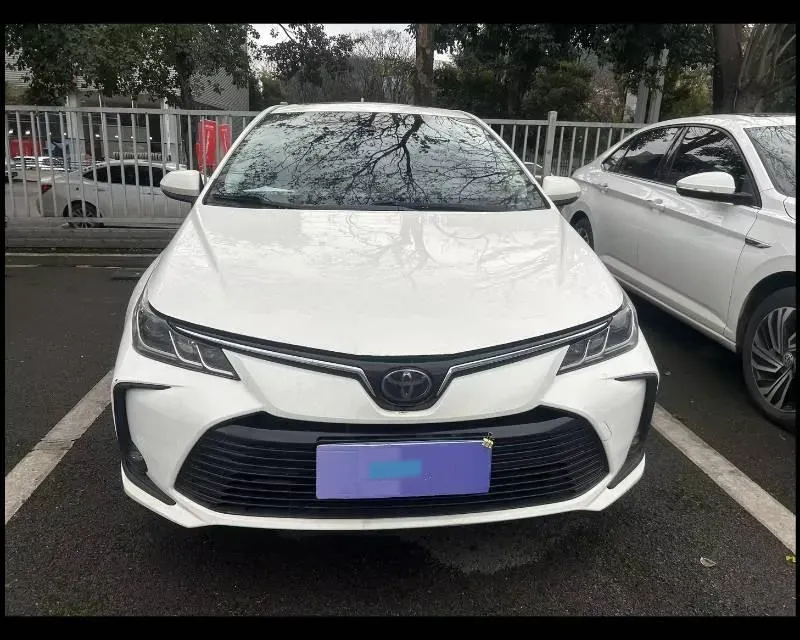 2021 Toyota Corolla 1.2T 116HP L4 CVT,autocango,china used car exporter,china ev exporter,chinese used car exporter,chinese used ev exporter