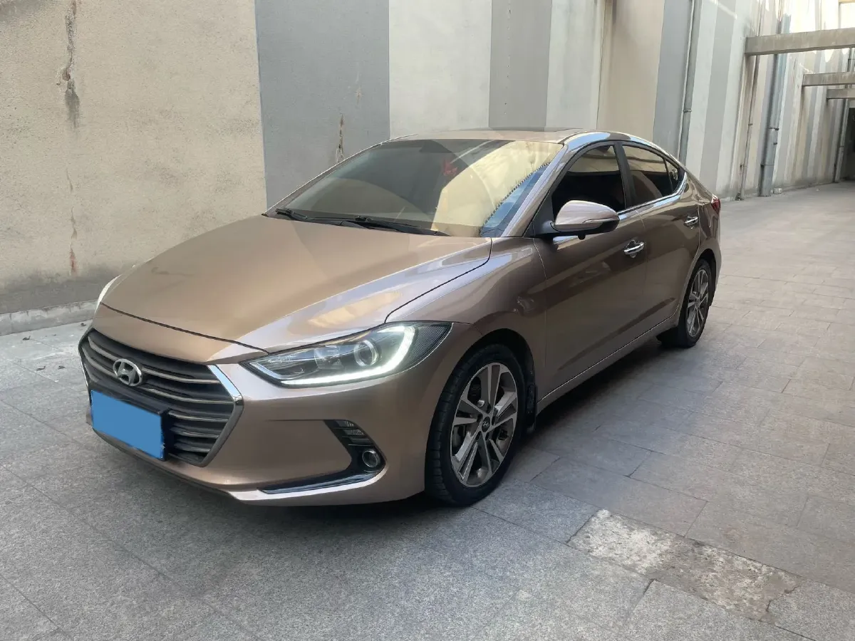 2016 Hyundai Elantra 1.6L 130HP L4 6AT,autocango,china used car exporter,china ev exporter,chinese used car exporter,chinese used ev exporter
