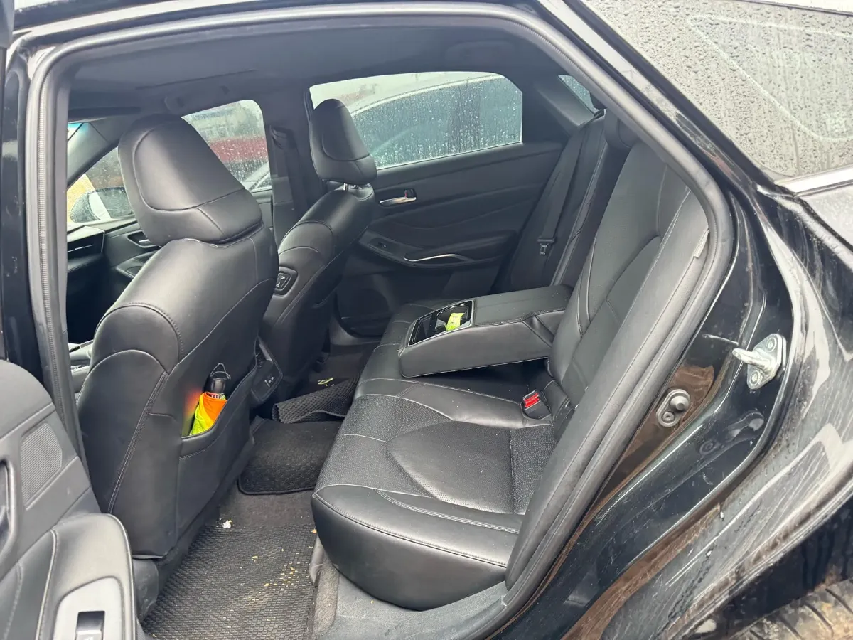 2022 Toyota Avalon 2.0L 178HP L4 CVT,autocango,china used car exporter,china ev exporter,chinese used car exporter,chinese used ev exporter