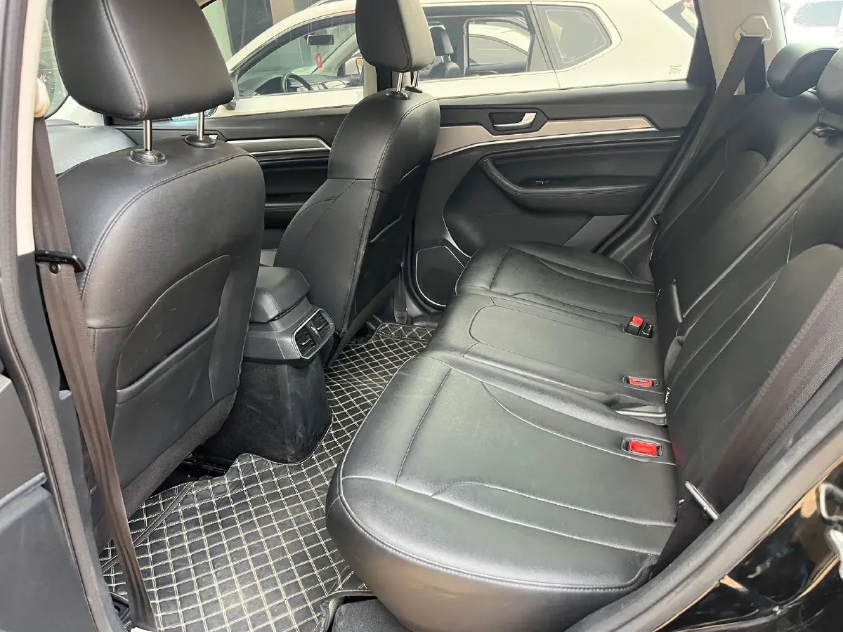 2018 Haval H6 1.5T 150HP L4 7DCT,autocango,china used car exporter,china ev exporter,chinese used car exporter,chinese used ev exporter