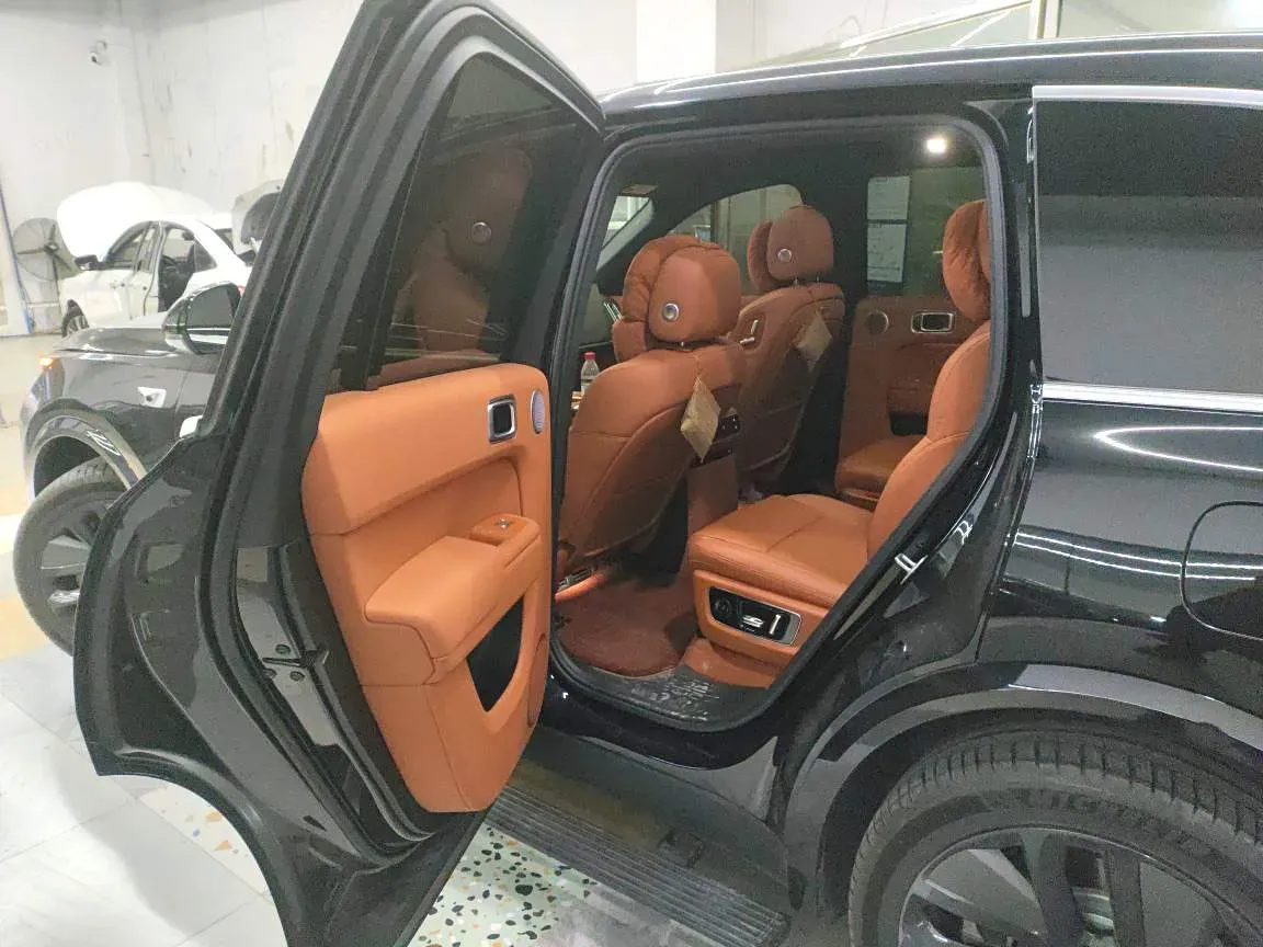 2024 Toyota Granvia 2.5L 189HP L4 E-CVT Hybrid,autocango,china used car exporter,china ev exporter,chinese used car exporter,chinese used ev exporter