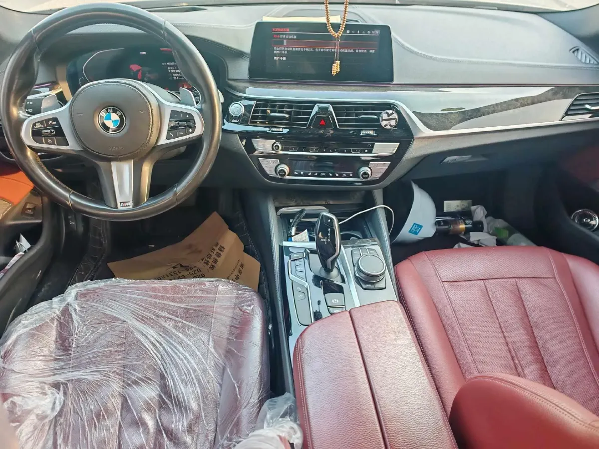 2020 BMW 5 Series 2.0T 252HP L4 8AT,autocango,china used car exporter,china ev exporter,chinese used car exporter,chinese used ev exporter