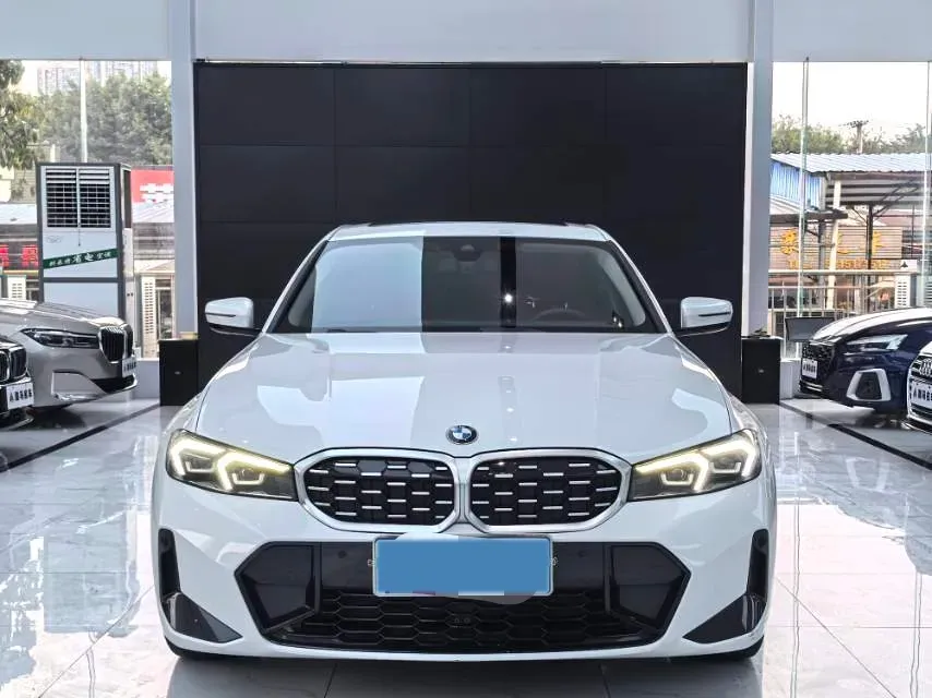 2023 BMW 3 Series 2.0T 184HP L4 8AT,autocango,china used car exporter,china ev exporter,chinese used car exporter,chinese used ev exporter