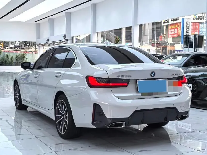 2023 BMW 3 Series 2.0T 184HP L4 8AT,autocango,china used car exporter,china ev exporter,chinese used car exporter,chinese used ev exporter