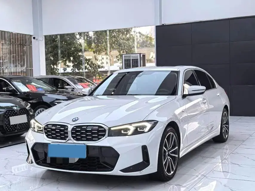 2023 BMW 3 Series 2.0T 184HP L4 8AT