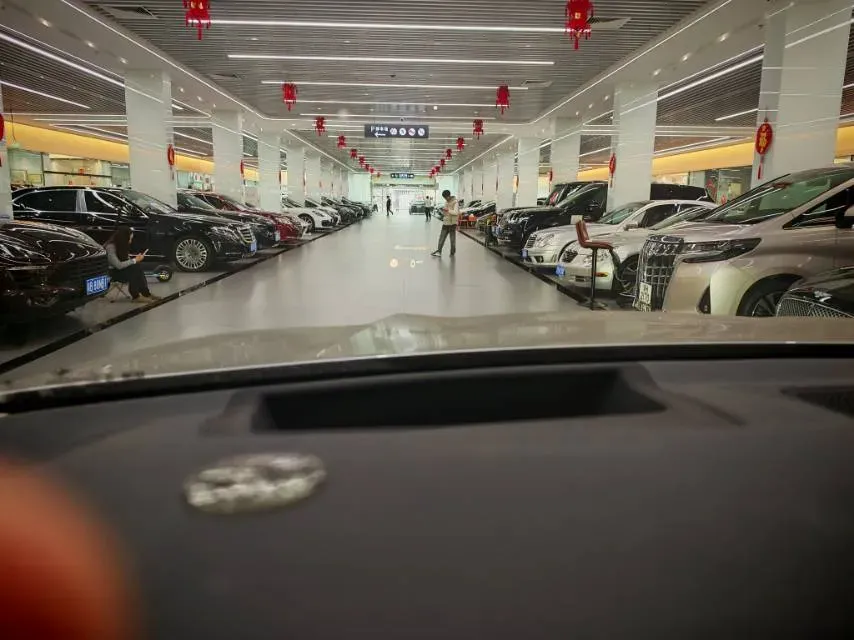 2022 BMW X5 2.0T 245HP L4 8AT,autocango,china used car exporter,china ev exporter,chinese used car exporter,chinese used ev exporter