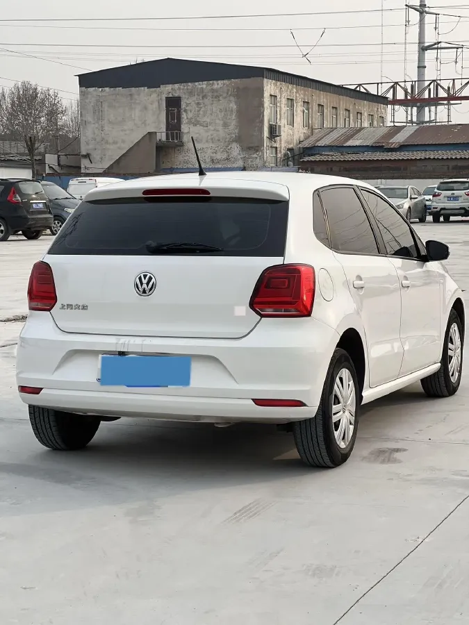 2016 Volkswagen Polo 1.4L 90HP L4 5MT,autocango,china used car exporter,china ev exporter,chinese used car exporter,chinese used ev exporter