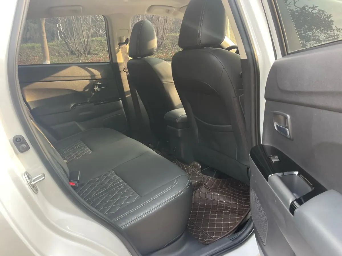 2020 Mitsubishi ASX 2.0L 166HP L4 CVT,autocango,china used car exporter,china ev exporter,chinese used car exporter,chinese used ev exporter