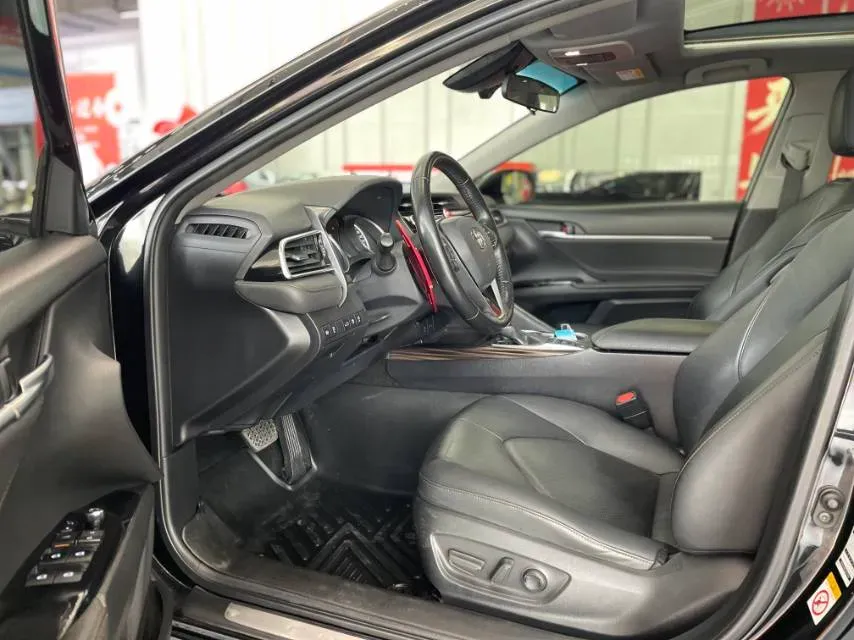 2018 Toyota Camry 2.5L 209HP L4 8AT,autocango,china used car exporter,china ev exporter,chinese used car exporter,chinese used ev exporter