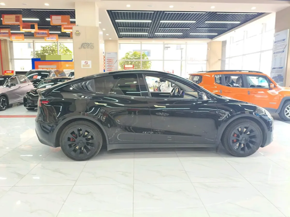 2021 MINI COUNTRYMAN 1.5T 136HP L3 8AT,autocango,china used car exporter,china ev exporter,chinese used car exporter,chinese used ev exporter