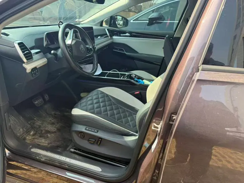 2022 Volkswagen ID.6 Crozz BEV 84.8KWH,autocango,china used car exporter,china ev exporter,chinese used car exporter,chinese used ev exporter