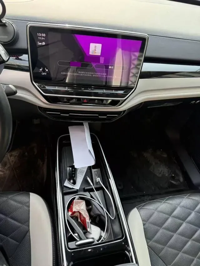 2022 Volkswagen ID.6 Crozz BEV 84.8KWH,autocango,china used car exporter,china ev exporter,chinese used car exporter,chinese used ev exporter