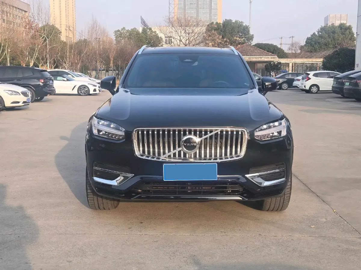 2024 Volvo XC90 2.0T 250HP L4 8AT,autocango,china used car exporter,china ev exporter,chinese used car exporter,chinese used ev exporter