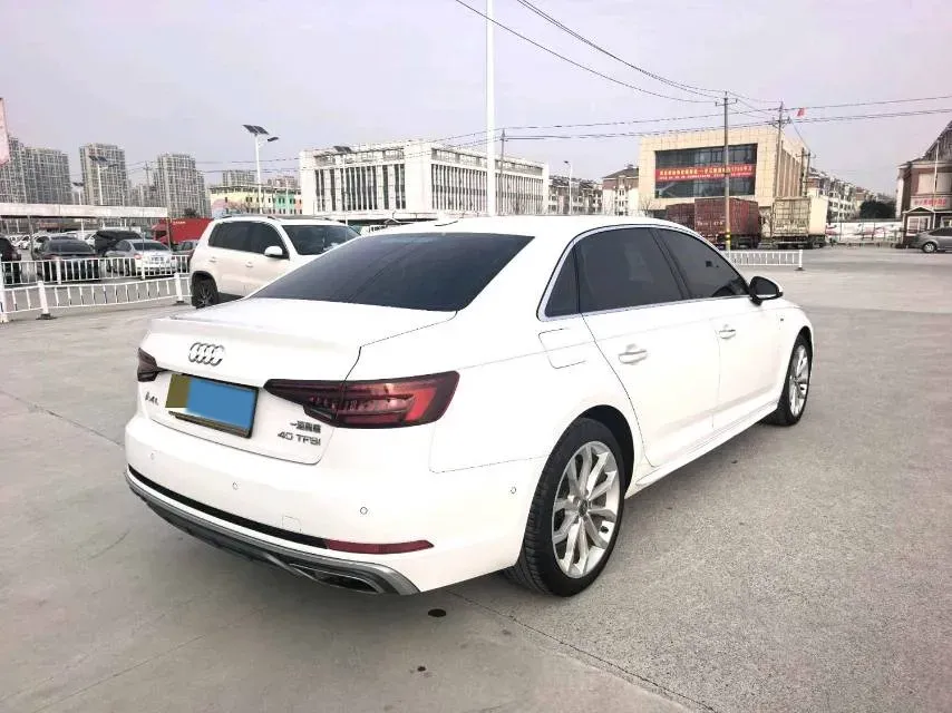 2019 Audi A4L 2.0T 190HP L4 7DCT,autocango,china used car exporter,china ev exporter,chinese used car exporter,chinese used ev exporter