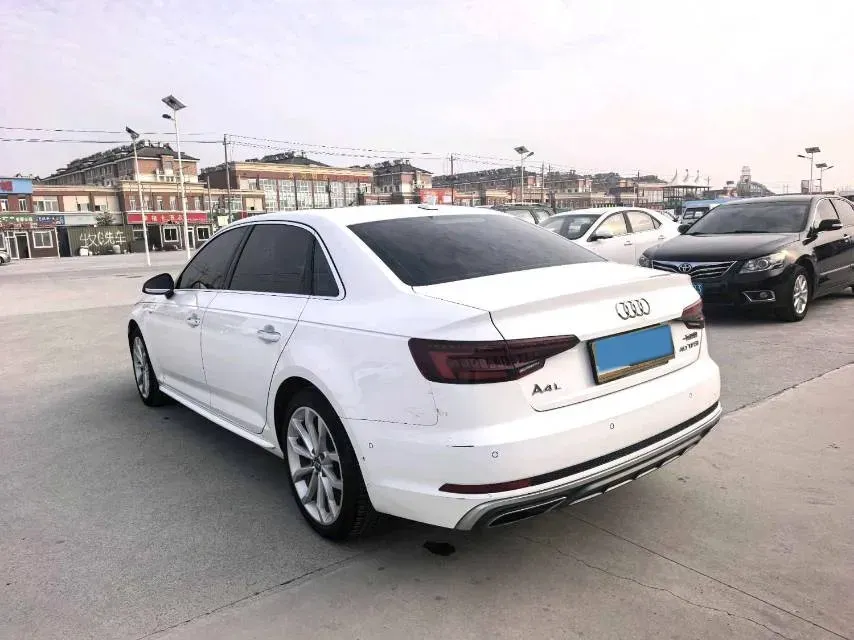 2019 Audi A4L 2.0T 190HP L4 7DCT,autocango,china used car exporter,china ev exporter,chinese used car exporter,chinese used ev exporter