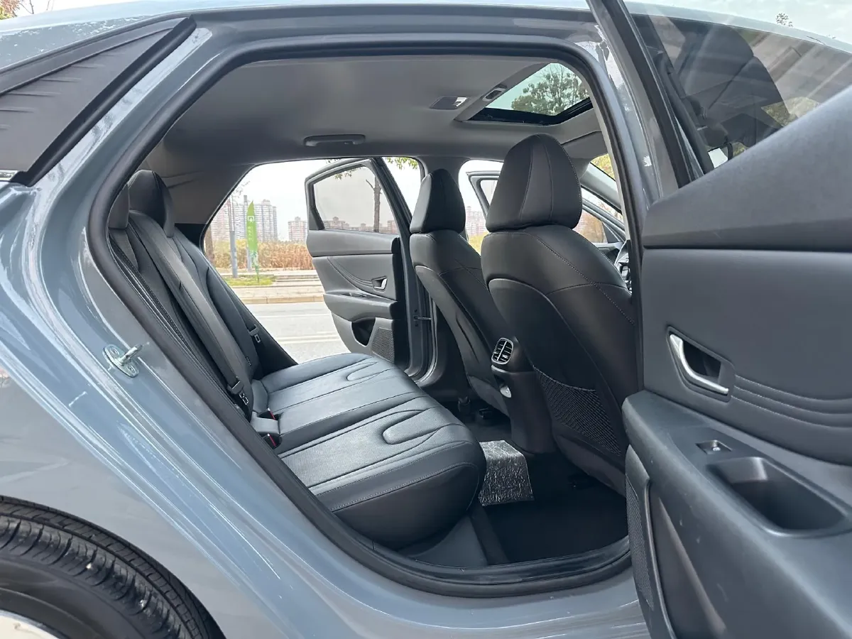 2022 Hyundai Elantra 1.5L 115HP L4 CVT,autocango,china used car exporter,china ev exporter,chinese used car exporter,chinese used ev exporter