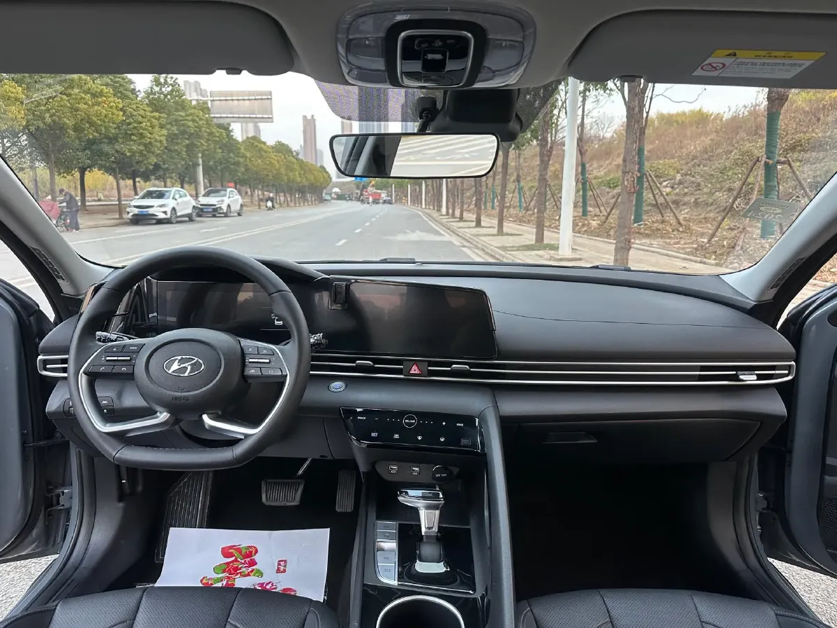 2022 Hyundai Elantra 1.5L 115HP L4 CVT,autocango,china used car exporter,china ev exporter,chinese used car exporter,chinese used ev exporter