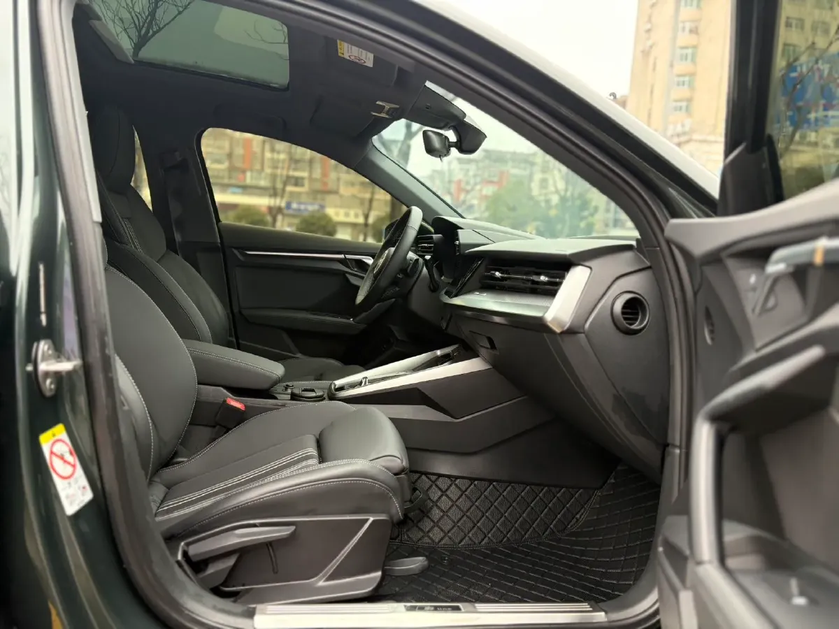 2022 Audi A3 1.4T 150HP L4 7DCT,autocango,china used car exporter,china ev exporter,chinese used car exporter,chinese used ev exporter