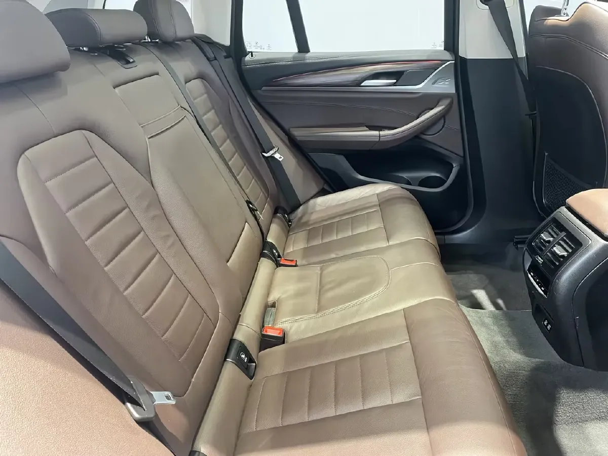 2020 BMW X3 2.0T 224HP L4 8AT,autocango,china used car exporter,china ev exporter,chinese used car exporter,chinese used ev exporter