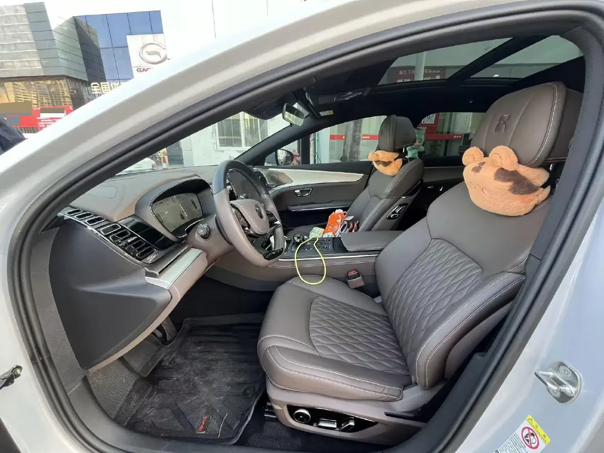 2025 BYD Han 1.5T 156HP L4 E-CVT PHEV,autocango,china used car exporter,china ev exporter,chinese used car exporter,chinese used ev exporter