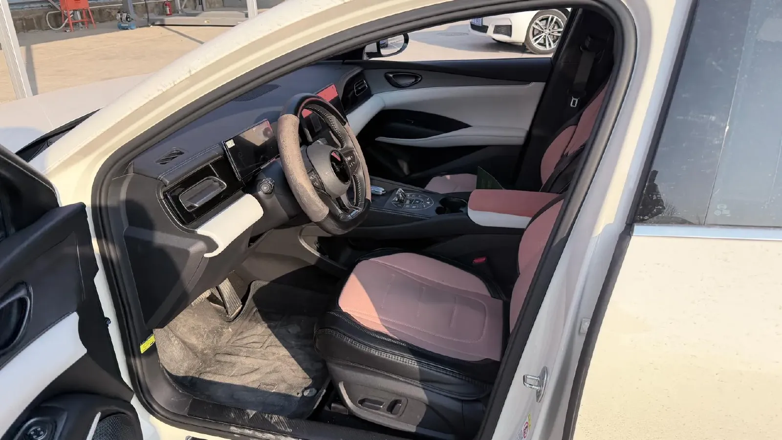 2024 BYD Seal 06 1.5L 101HP L4 E-CVT PHEV 15.87KWH,autocango,china used car exporter,china ev exporter,chinese used car exporter,chinese used ev exporter