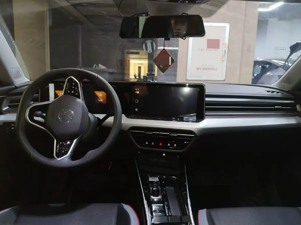 2023 Volkswagen Lamando 1.4T 150HP L4 7DCT,autocango,china used car exporter,china ev exporter,chinese used car exporter,chinese used ev exporter