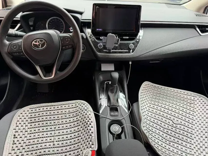 2021 Toyota Corolla 1.2T 116HP L4 CVT,autocango,china used car exporter,china ev exporter,chinese used car exporter,chinese used ev exporter
