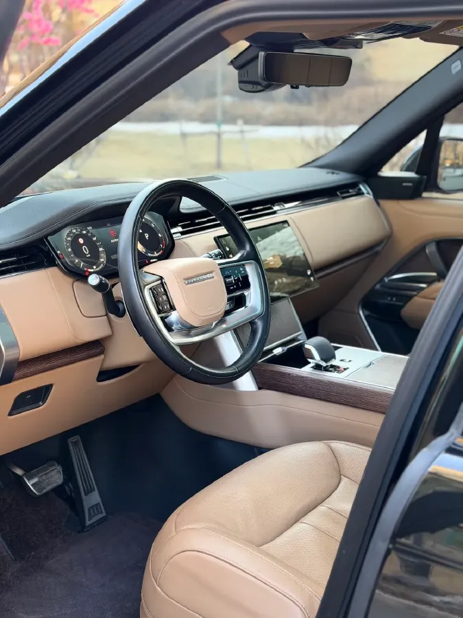 2024 Land Rover Range Rover 3.0T 400HP L6 8AT,autocango,china used car exporter,china ev exporter,chinese used car exporter,chinese used ev exporter