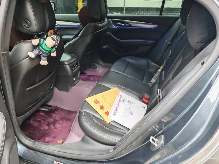 2021 Cadillac CT5 2.0T 237HP L4 10AT,autocango,china used car exporter,china ev exporter,chinese used car exporter,chinese used ev exporter