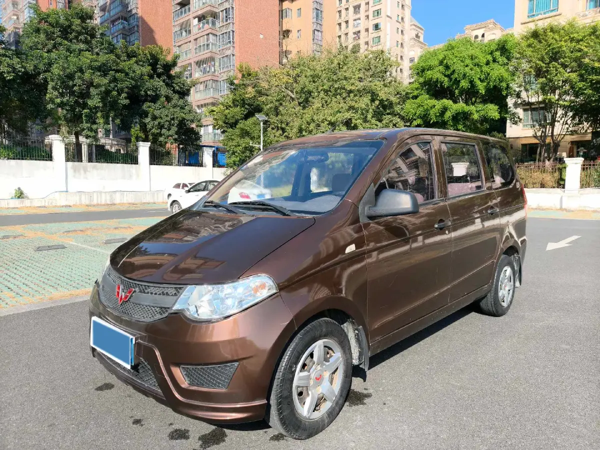 2015 WuLing HongGuang 1.5L 112HP L4 5MT