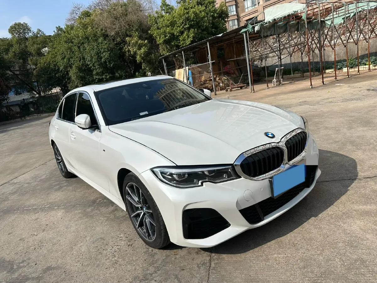 2022 BMW 3 Series 2.0T 184HP L4 8AT,autocango,china used car exporter,china ev exporter,chinese used car exporter,chinese used ev exporter