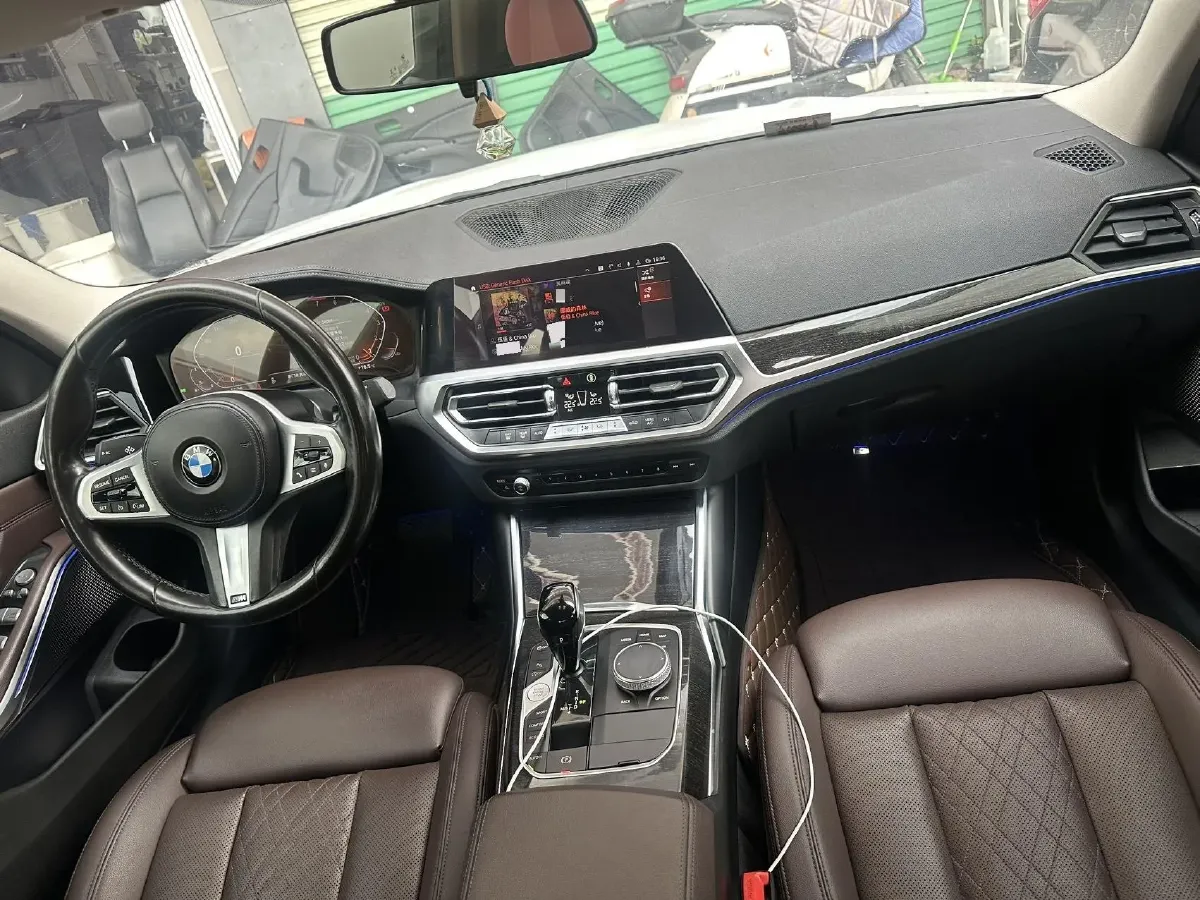2022 BMW 3 Series 2.0T 184HP L4 8AT,autocango,china used car exporter,china ev exporter,chinese used car exporter,chinese used ev exporter